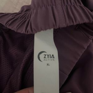 Zyia shorts